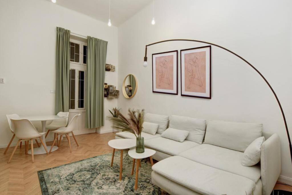 Lovely 3 Bedrooms Apartment In The Jewish Quarter Budapest Kültér fotó